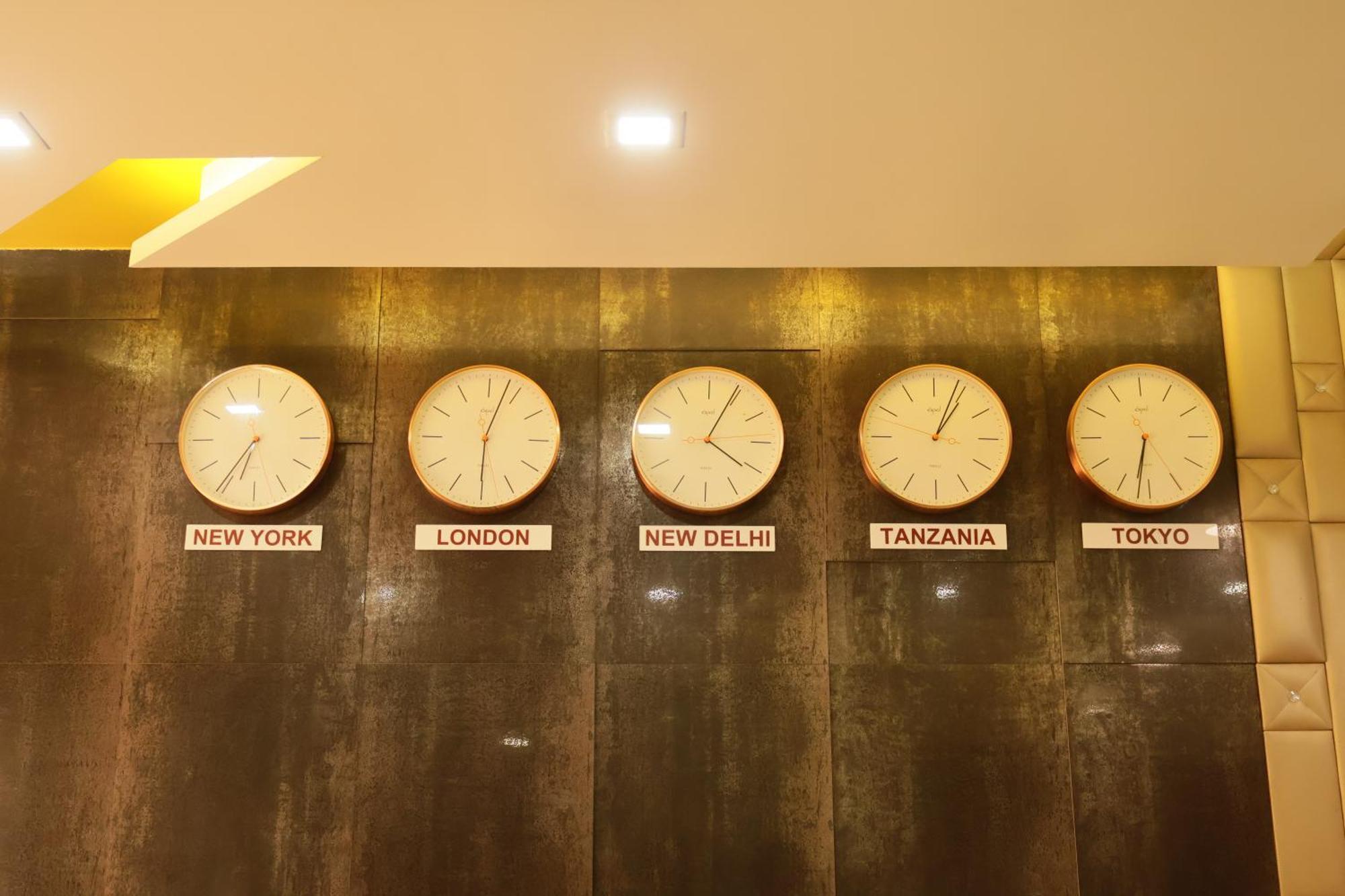 Hotel Kabir Ahmedabad Esterno foto