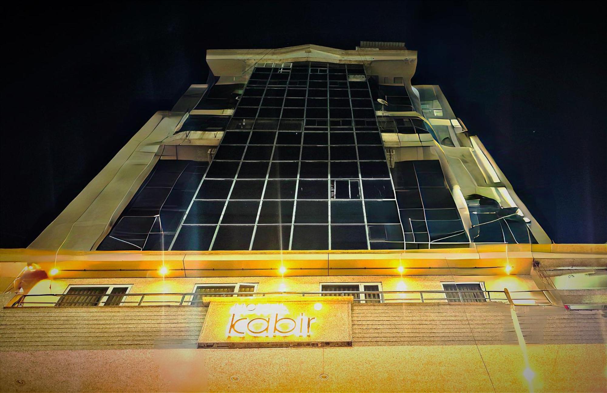 Hotel Kabir Ahmedabad Esterno foto